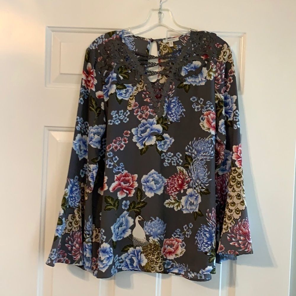 Jodifl Ladies long sleeve blouse size small